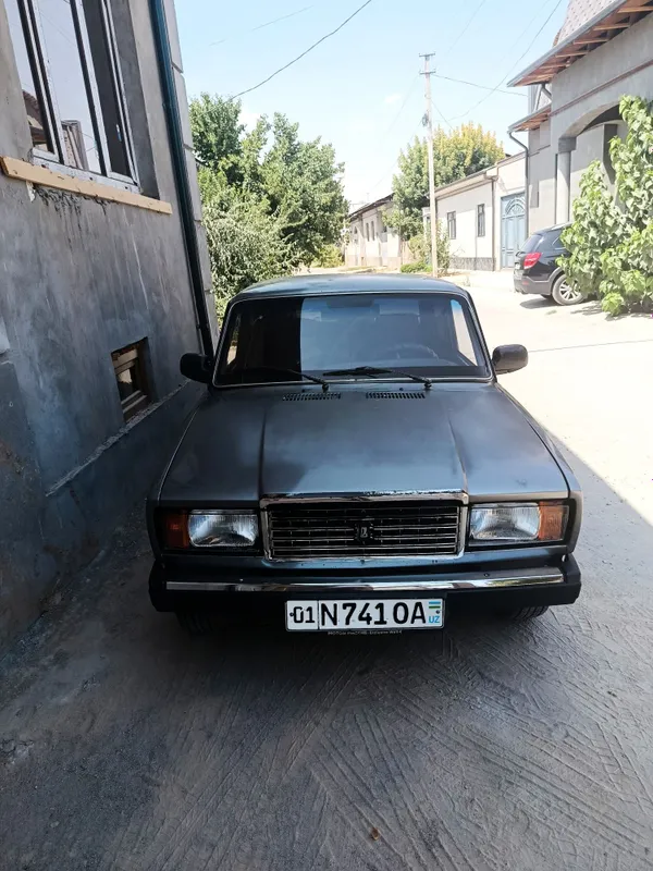 Shoshilinch VAZ 2107 sotaman 2 Shoshilinch VAZ 2107 sotaman 2