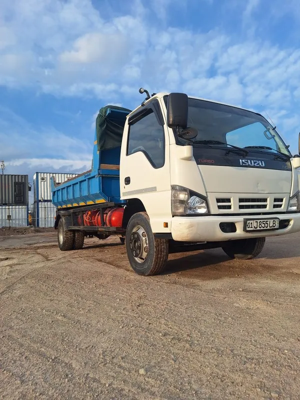 Isuzu zavod samasval