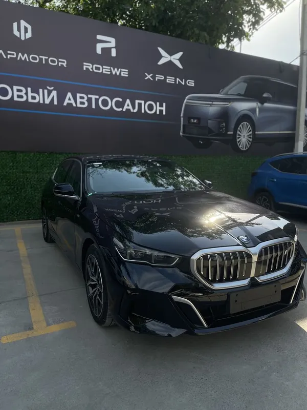 BMW i5 eng full 40L 2025