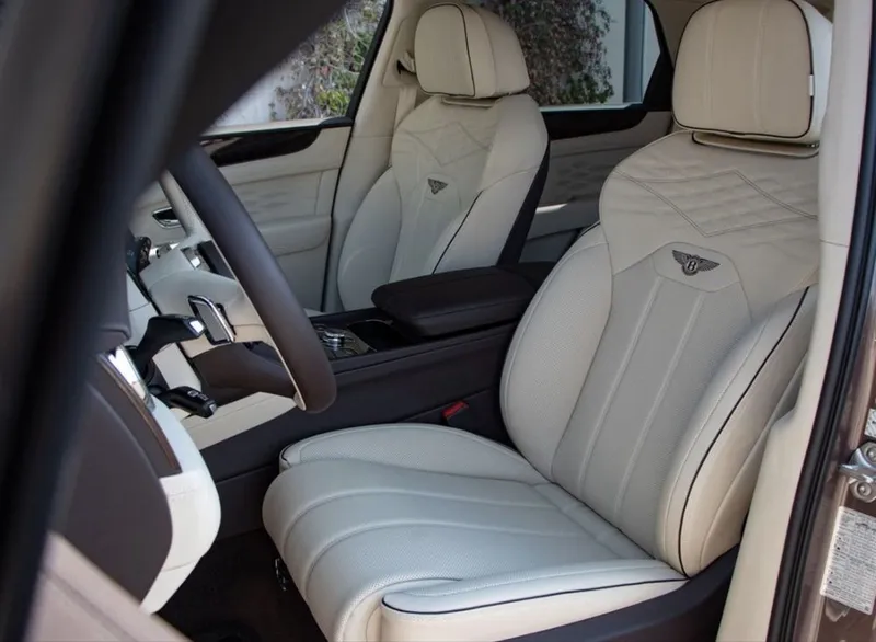 Bentley Bentayga Atelier Edition V8 2026 5 Bentley Bentayga Atelier Edition V8 2026 5