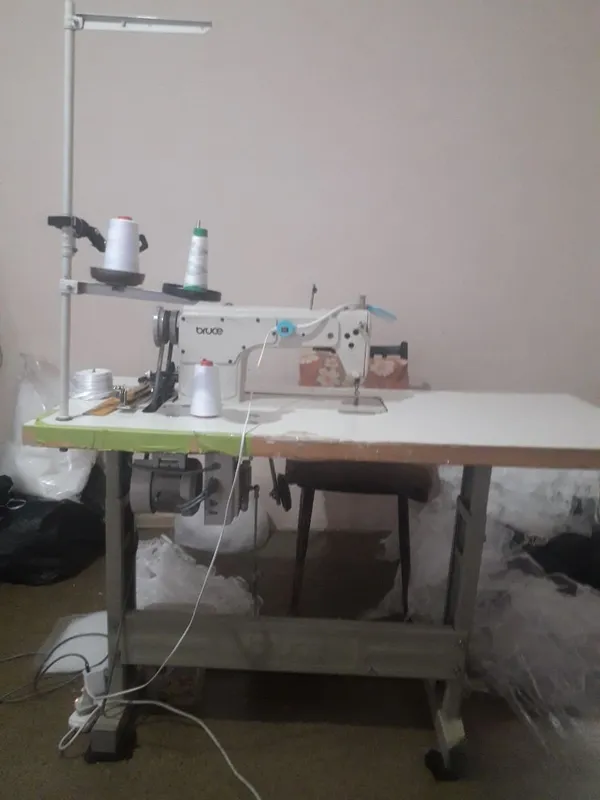 Продаются машины для прямой строчки и оверлок 3 Продаются машины для прямой строчки и оверлок 3