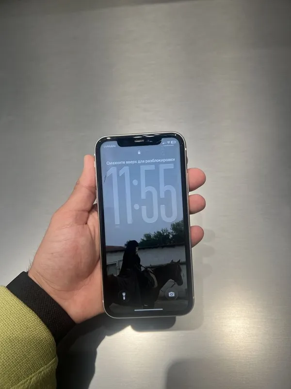 Iphone 11 white 128 gb 2 Iphone 11 white 128 gb 2