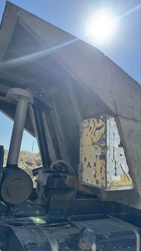 Srochna Kamaz kuzov Sotiladi 3 Srochna Kamaz kuzov Sotiladi 3
