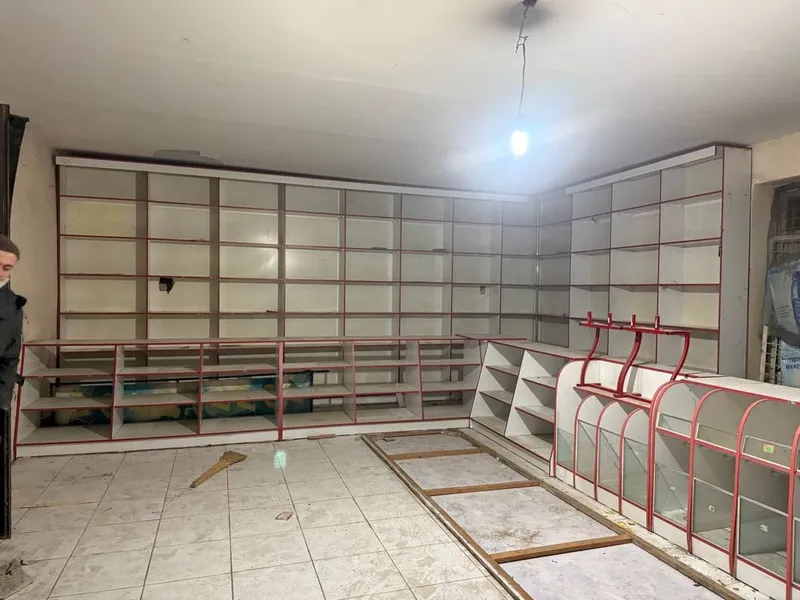 Magazin polkasi yasalgan tayor