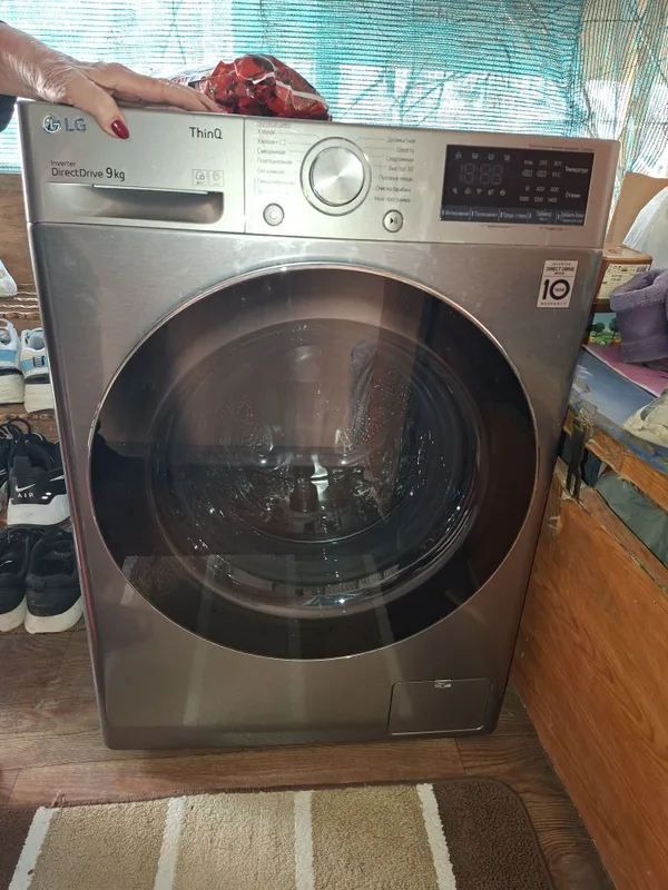 Срочно продам стиральные машинки LG 9 кг гарантия 3 года есть 4