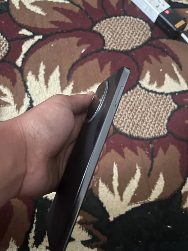 Tecno Camon 30
