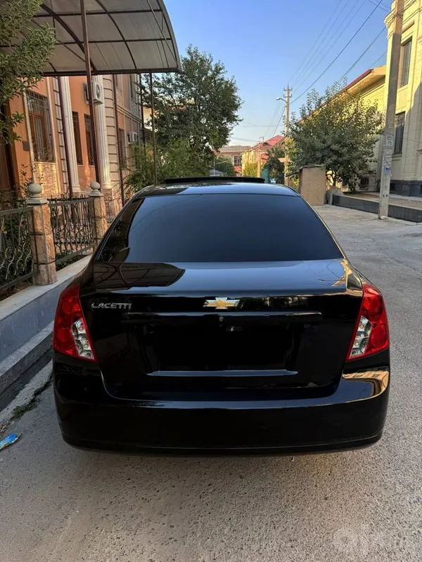 Gentra 2023/24 qora 1 Gentra 2023/24 qora 1
