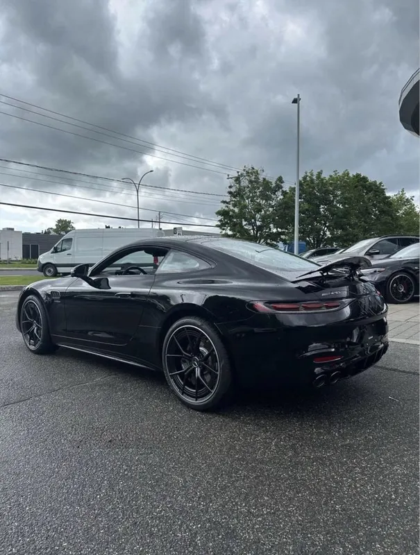 Mercedes Benz Amg GT 43 2026 3