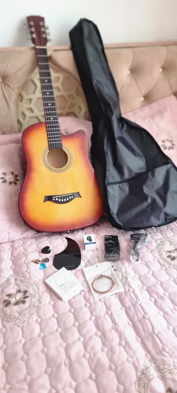 Gitara yangi padarkaga kegan
