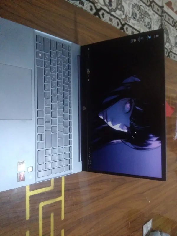Noutbuk hp reyzen 5