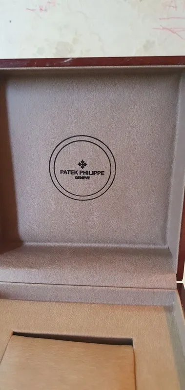 Коробка от часов PATEK PHILIPPE 6 Коробка от часов PATEK PHILIPPE 6