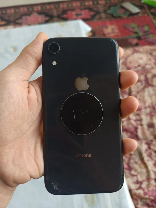 iPhone XR 1 iPhone XR 1