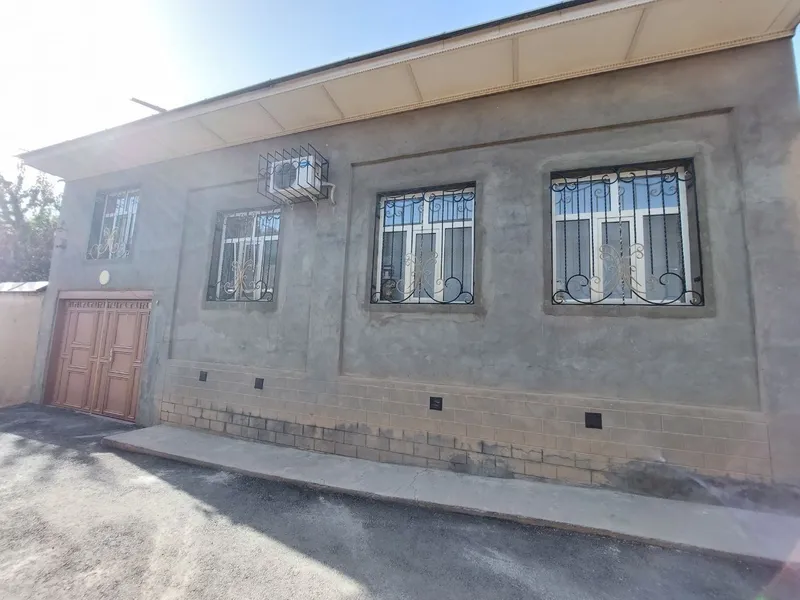 Тошкент тумани Киров Роддом кучада 4 сотиг 3 хона сотилади