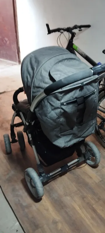 Bolalar aravachasini Peerre cardin sotaman 6