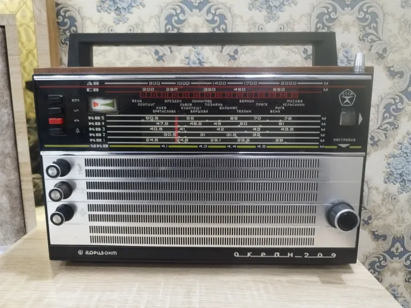 Radiopriemnik okean 209 2