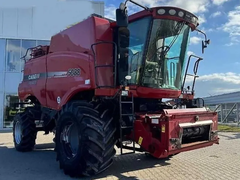 Зерноуборочный комбайн Case IH Axial-Flow 5088 4 Зерноуборочный комбайн Case IH Axial-Flow 5088 4