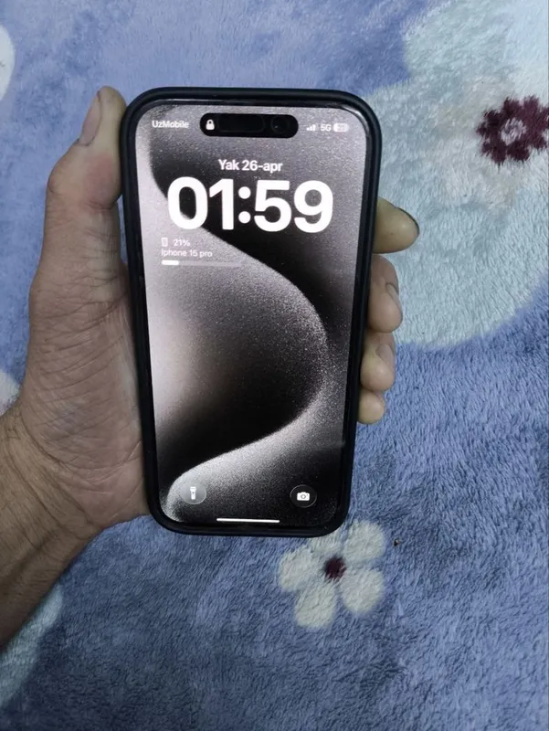 Iphone 15 pro 87%
