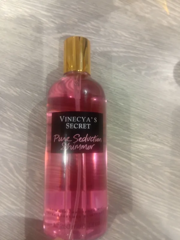 Vinecya's Secret pure seductim shimmer