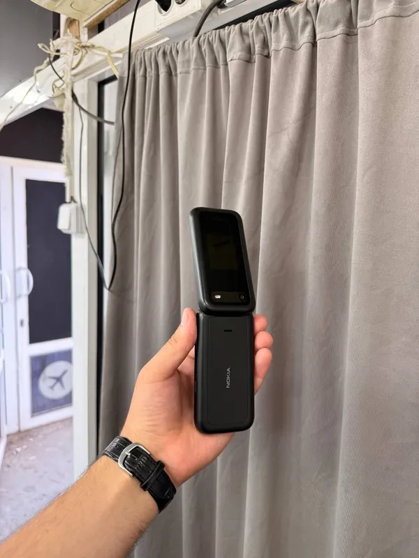 Nokia 2660 Flip идеальный 2 Nokia 2660 Flip идеальный 2