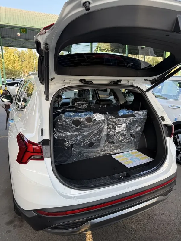 Hyundai Santafee в идеальном состоянии 3 Hyundai Santafee в идеальном состоянии 3