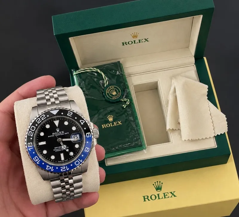Rolex GMT-Master II «Batman/Batgirl» Rolex GMT-Master II «Batman/Batgirl»