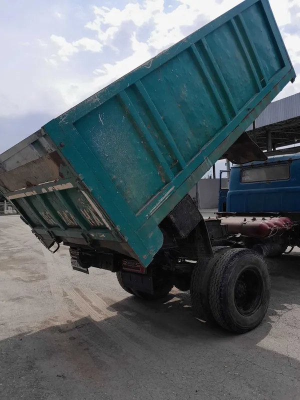 Zil 1991 yil Xolati yaxshi sotiladi 8000 kami bor 2 Zil 1991 yil Xolati yaxshi sotiladi 8000 kami bor 2