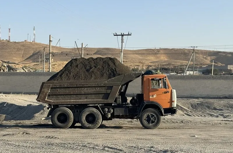 Услуги самосвала КамАЗ 1 Услуги самосвала КамАЗ 1