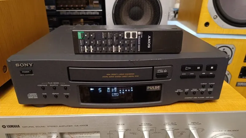 СД проигрыватель Sony cdp-m33 1 СД проигрыватель Sony cdp-m33 1