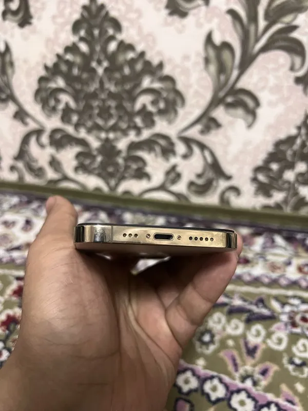 iphone 12 pro idyal!!! 4 iphone 12 pro idyal!!! 4