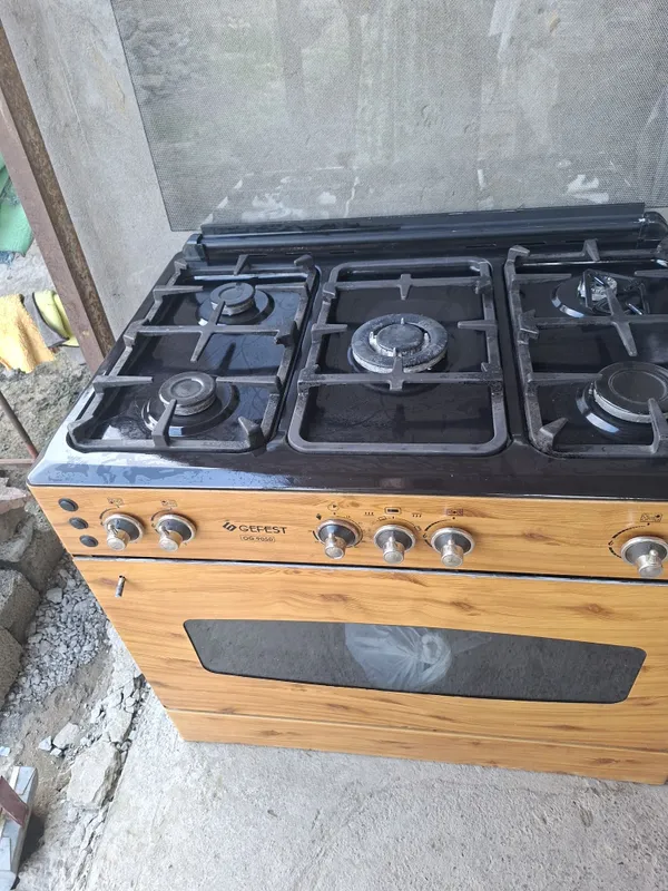 Продаю свою газовую плиту 2
