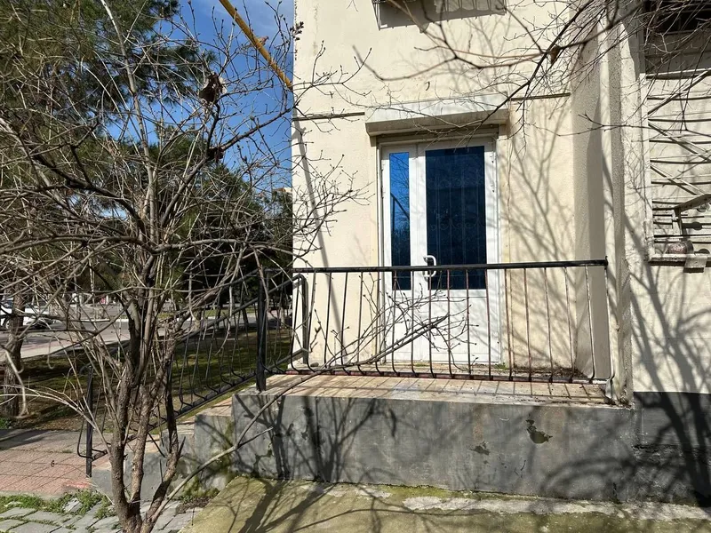 Қўйлик-2 Аренда под офис,2/1/4 плошад65кв.м,+25кв.м подвал — фото 1