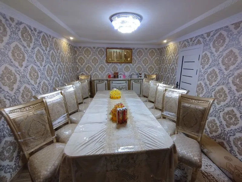 Продаю мебель, Zal mebeli sotiladi stol,stul,kamod