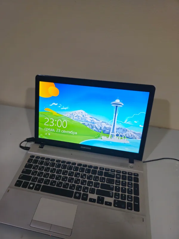 SAMSUNG NOUTBOOK 1 SAMSUNG NOUTBOOK 1