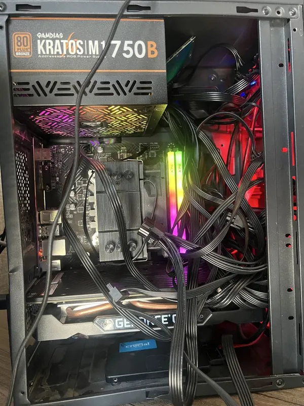 Kompyuter sotiladi 600$ i5-10400F Gtx 1660Super