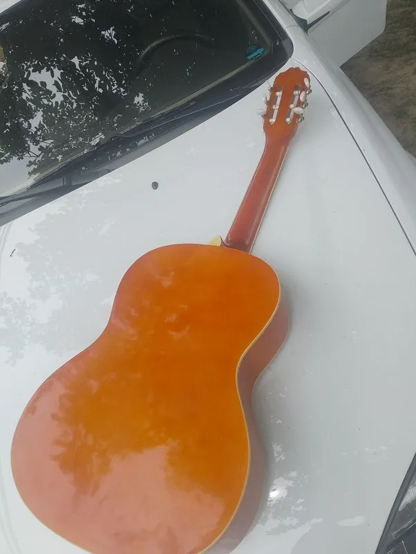 Gitara sotiladi toʻliq maʼlumot telefon da — фото 2