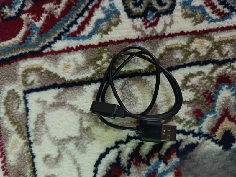 Smart watch sotiladi 4 Smart watch sotiladi 4