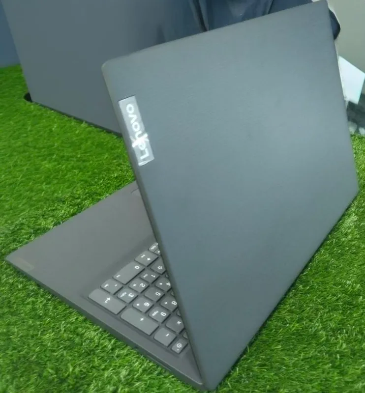 Lenovo noutbuk v15 2