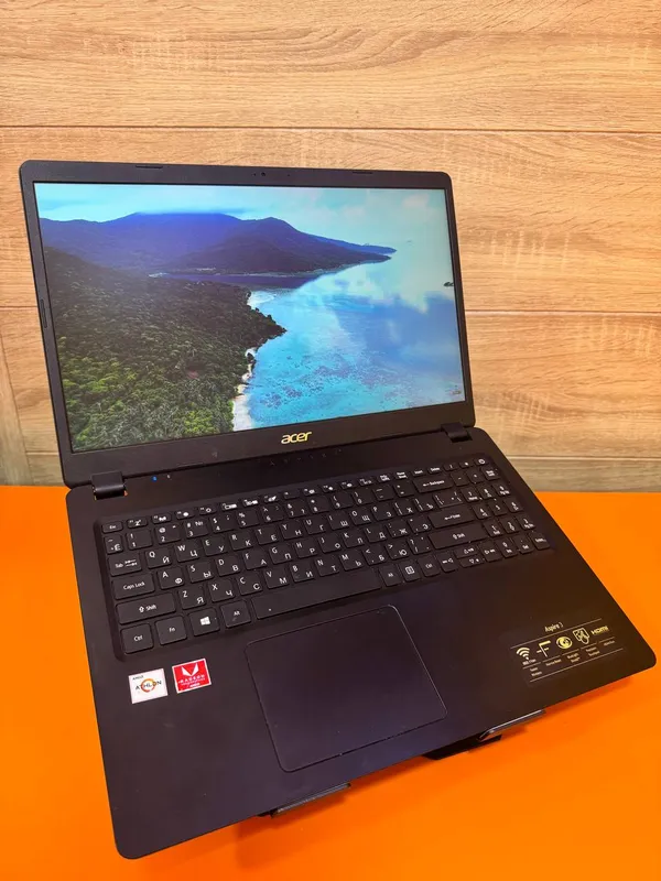Ноутбук Acer Aspire 3 — фото 1