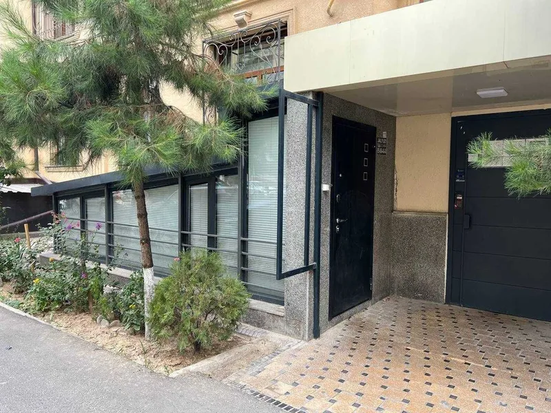 Улица Паркентская.2линия.Продам офис 48кв.м., арендатор - 500у.е. Улица Паркентская.2линия.Продам офис 48кв.м., арендатор - 500у.е.