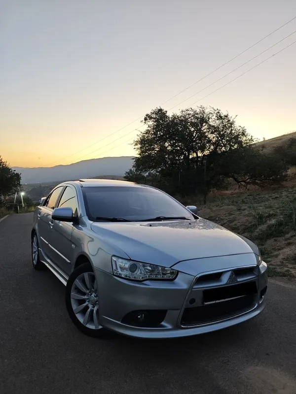 Mitsubishi Lancer 1 Mitsubishi Lancer 1