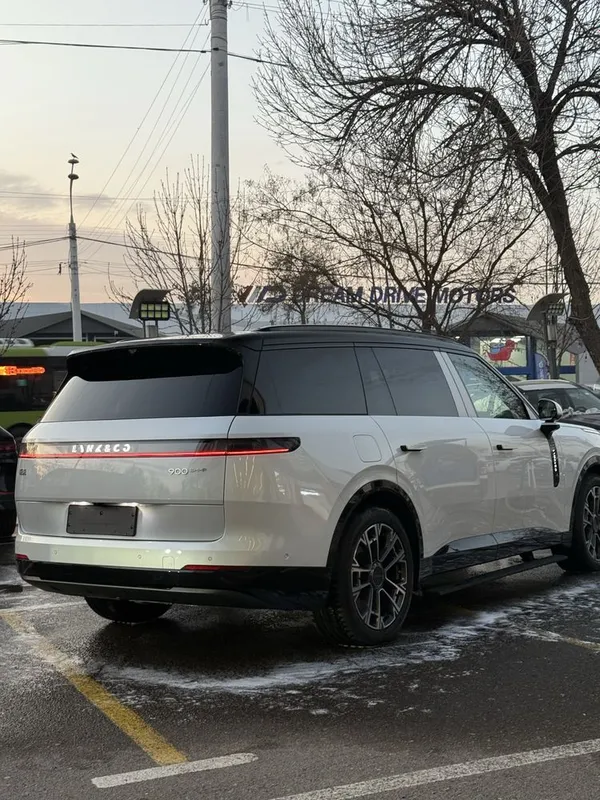 LYNK&CO 900 full 2026 yil
