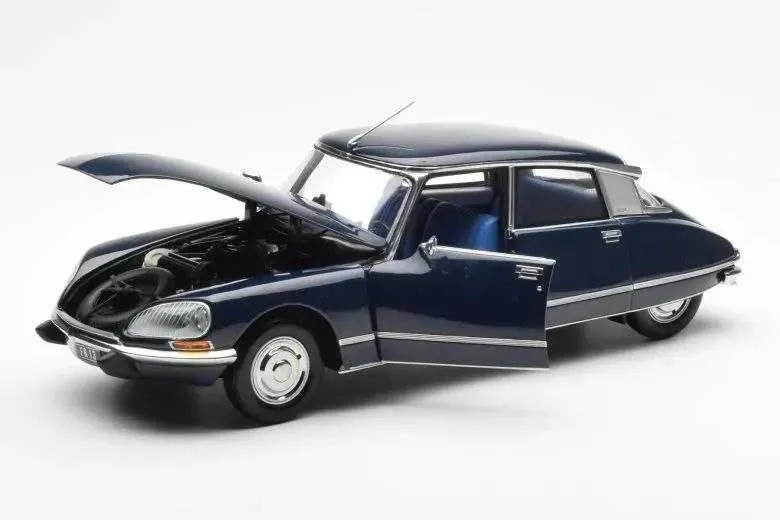 Коллекционная модель Citroen DS 23 Pallas 1:18 Norev — фото 3