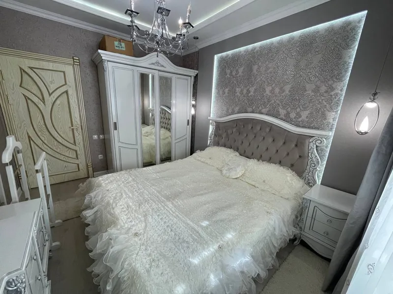 Продаётся шикарная 3-комн. квартира 92м2.   2 этаж — фото 1