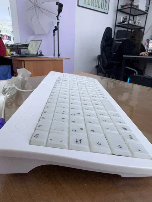 White rgb keyboard белые клавиатура ретро2003 2