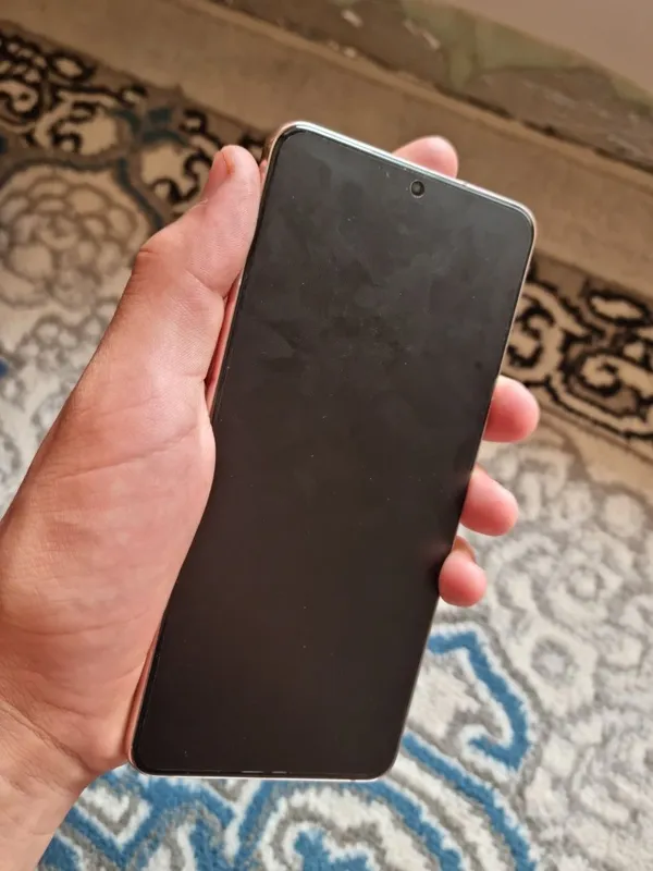 Samsung s21 plus 8/256 4 Samsung s21 plus 8/256 4