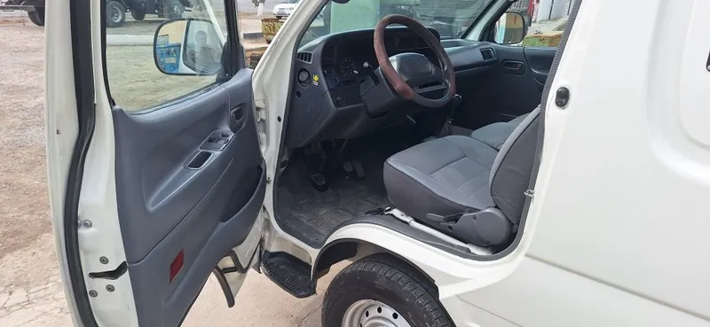 Toyota Niasse фургон 2003 год 5