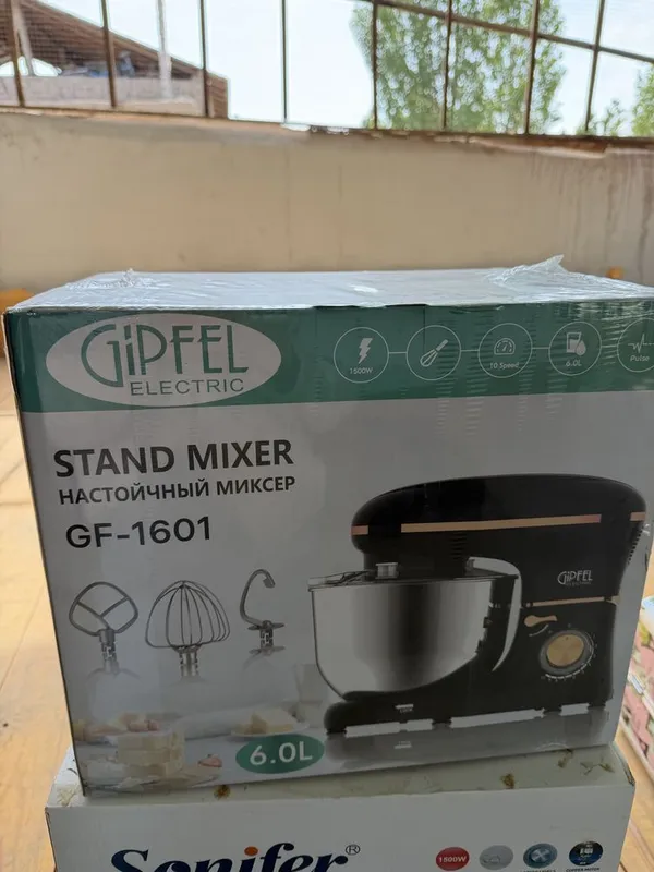 Продаётся планетарный миксер Gipfel Electric GF-1601.