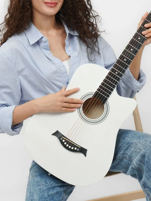 Gitara sotiladi optom narxlarda 40$ kelishiladi — фото 1