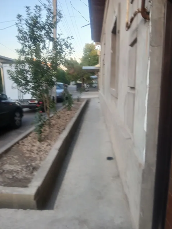 Uy Sotiladi hovli 2 Uy Sotiladi hovli 2