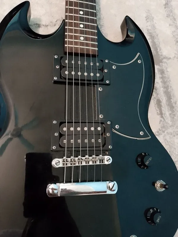 Original Harley Benton SG uslubidagi gitara 2 Original Harley Benton SG uslubidagi gitara 2